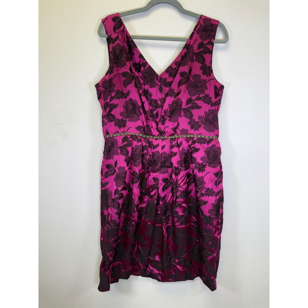 Corey P‎ Magenta Floral Brocade V-Neck Sheath Dress with Chain Waist Size 14